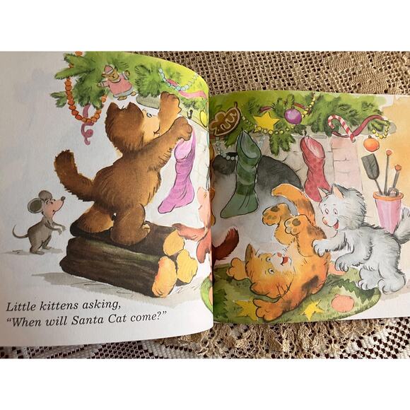 1997 Christmas Cats by Jean Marzollo & Hans Wilhelm | First Scholastic Printing - Picture 3 of 6